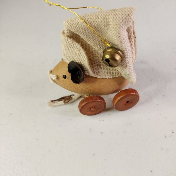 Vtg XMas Gibson Wooden Mouse Ornament  Burlap Hat With Leatherette Ears Pull Toy - Picture 2 of 10